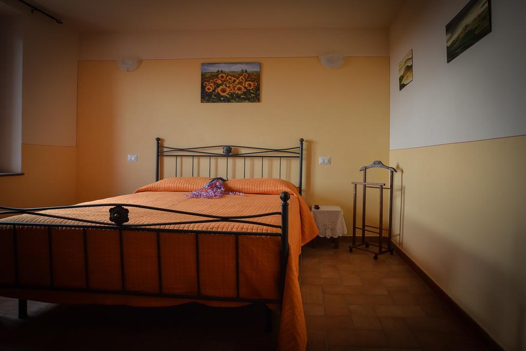 Agriturismo Airone ピティリアーノ エクステリア 写真
