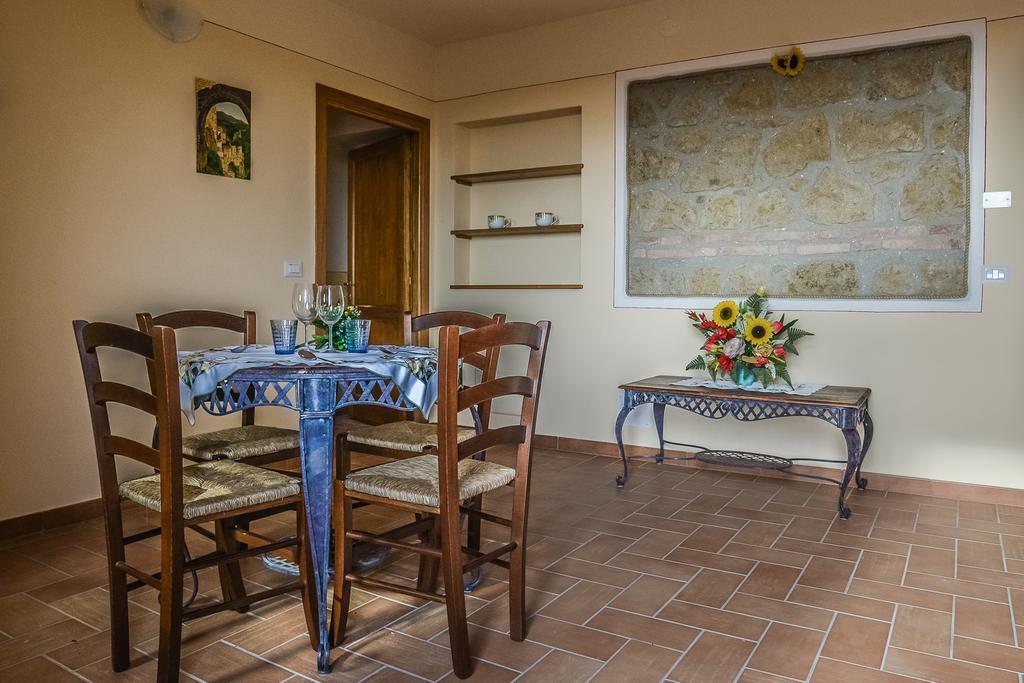 Agriturismo Airone ピティリアーノ エクステリア 写真