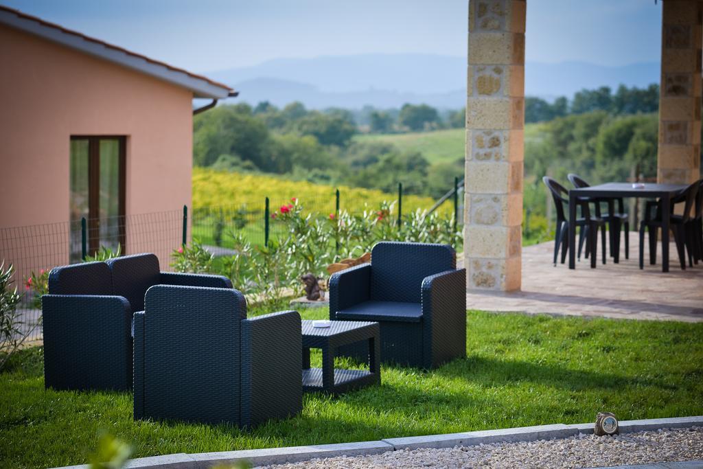 Agriturismo Airone ピティリアーノ エクステリア 写真